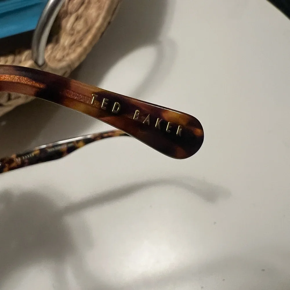 Ted Baker B645 sunglasses woman’s tortoise 55mm gradient brown sunglasses‎